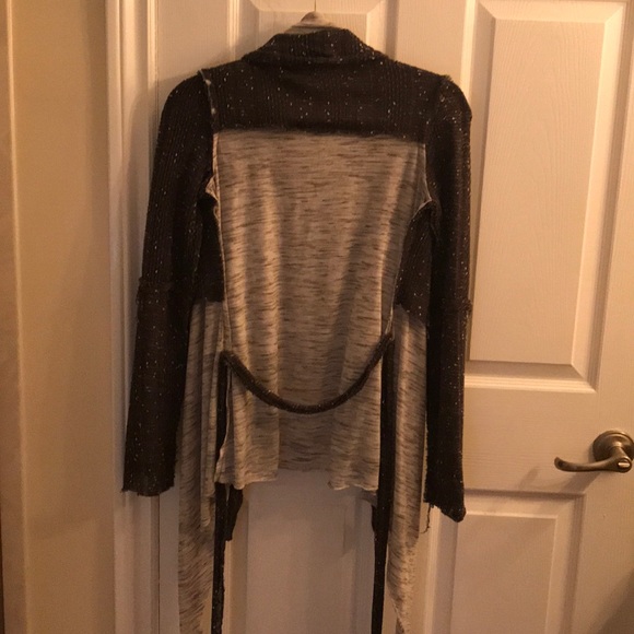 Hazel belted shrug - Picture 2 of 4